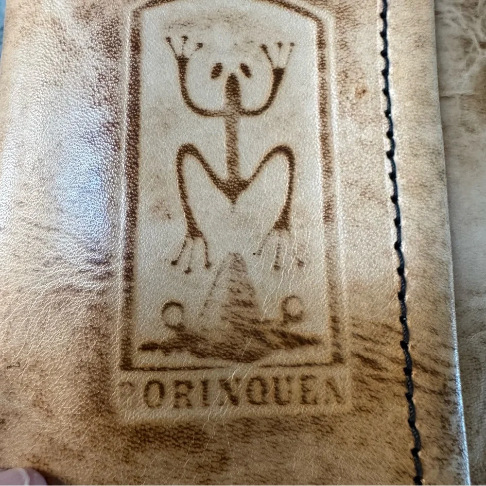 Borinquen tan leather handcrafted trifold wallet